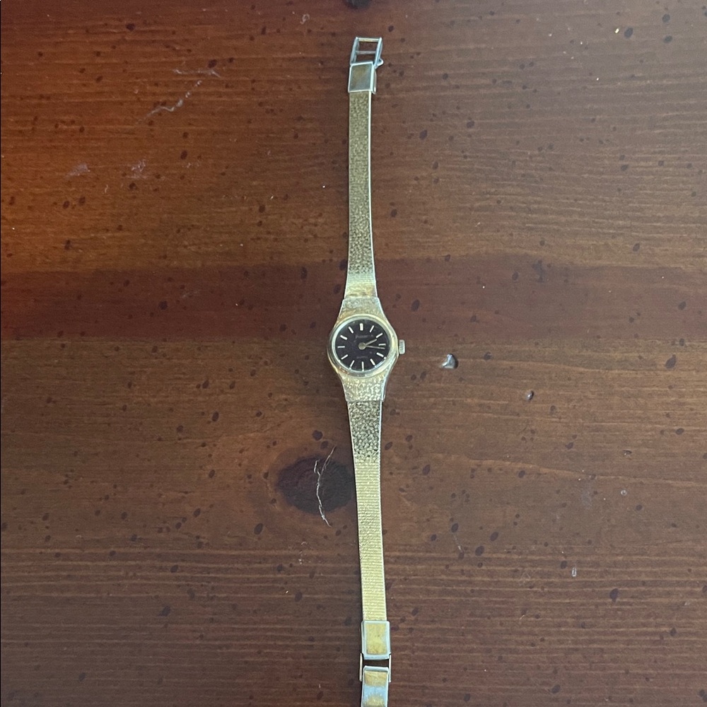Elegant Gold Watch